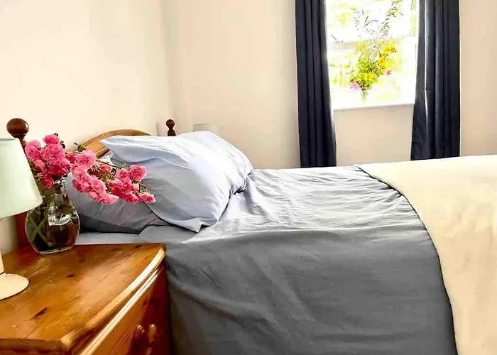 Feriehus Fionas Thatched Eile *