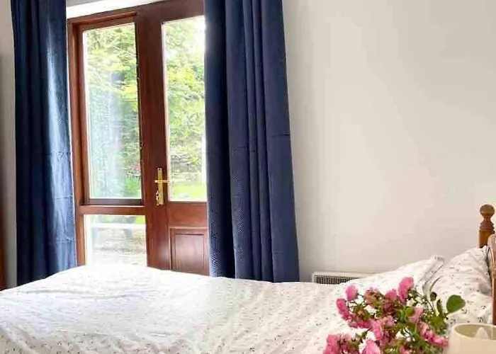 Fionas Thatched Eile 펜션 *